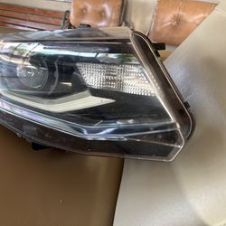 2016 Camaro RS Passenger Side Headlight 
