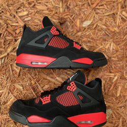 Jordan 4 “Red Thunder”