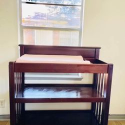 Baby changing Table 