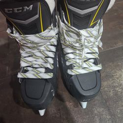 CCM Tacks 9060 ICE Hockey Skates  US 8.