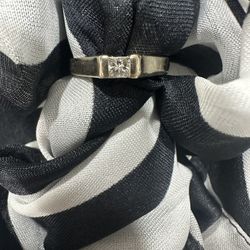 Wedding/Engagement Ring