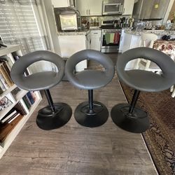 Counter Top $40 Each Gray.