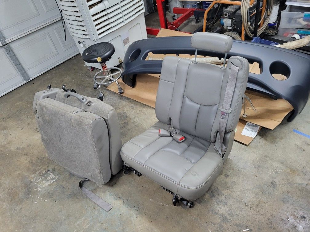 3rd Row Seat Yukon Denali GMC Chevy Tahoe