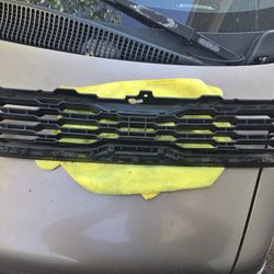 Kia Soul 2012-
2013 Radiator Grille Front Upper Fit