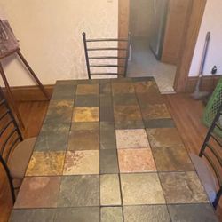 Dining Table And Matching Bakers Rack 