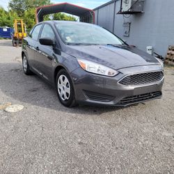 2015 Ford Focus S 