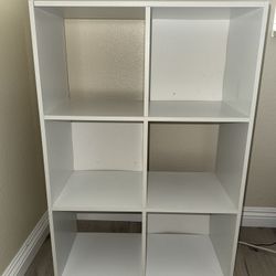 White bookshelf 