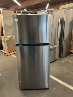 LG LT18S1100S Top Freezer Refrigerator (Open Box / Scratch & Dent)