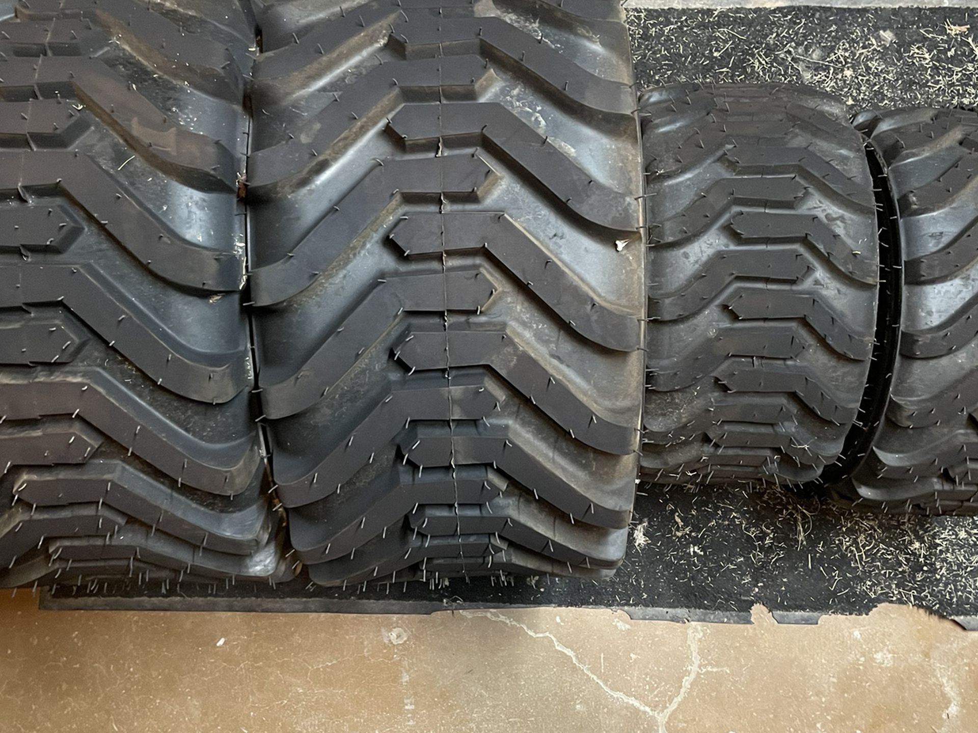 New R4 Compact Tractor Tire