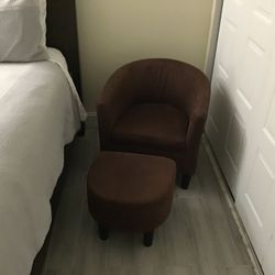 Chair with ottoman