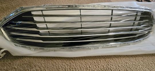 Brand New! Ford Fusion grill