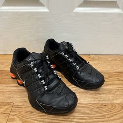 Nike Shox R4 Running Shoes Black  Orange 2011 378341-033 Men’s Size 9