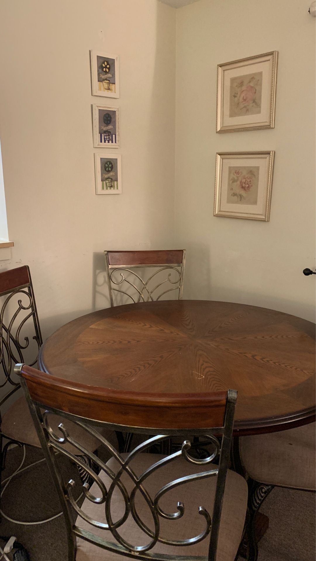 Dining room set