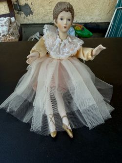 Beauiful doll porcelain