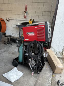 Lincoln Tig 200 Squarewave