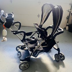 Graco Sit and Stand Double Stroller
