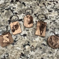 Pet portrait Wood Keychain, Pet PhotoKeychain, Pet Portrait, Engraved Keychain, Dog, Cat, Personalized Keychain, Custom Gift, Laser Engraved