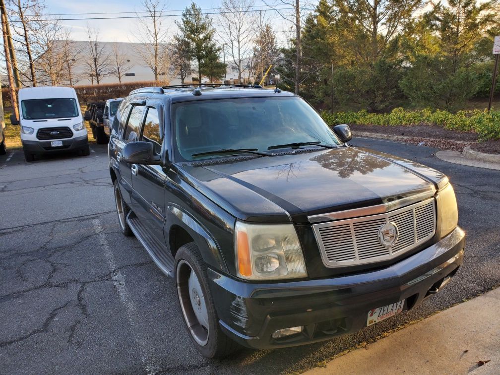 2004 Cadillac Escalade