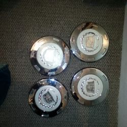 Cadillac Escalade 22 Factory Wheel Centers