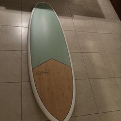 Surfboard 