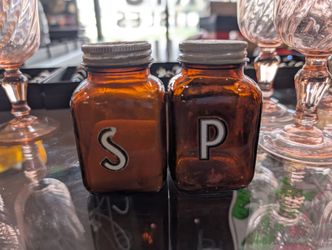 Vintage Amber Glass Salt And Pepper Shakers With Metal Lids Mid Century Kitchen Decor