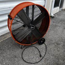 32” Commercial Electric Heavy Duty 2-Speed Direct Drive Floor Drum Fan! Great for Garage or Shop! Works great!  Retails $319