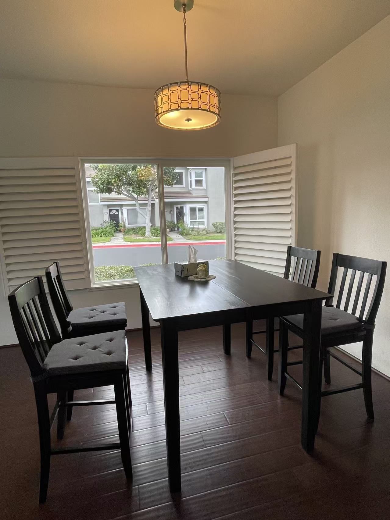Dinning Table Chair Set