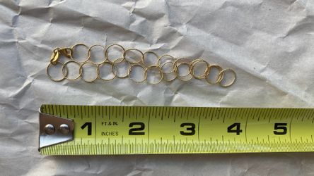$5 Women's Costume Jewelry Gold-colored Metal Hoops Bracelet