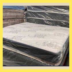 King size mattress / Colchon