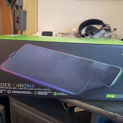 Razer Strider Chroma Large 