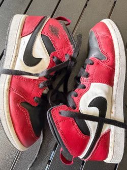 Nike Jordans 2y