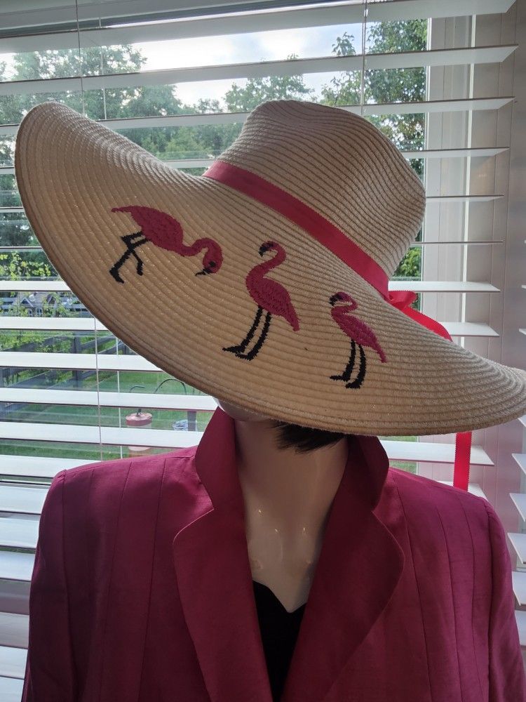 $15.00 - Gorgeous Flamingo Themed Summer Hat! Like New Condition - Lowest Price!
