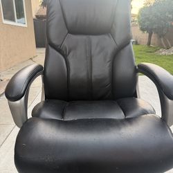 Black leather Chair