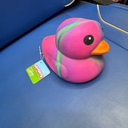 Squeeezy giant duck