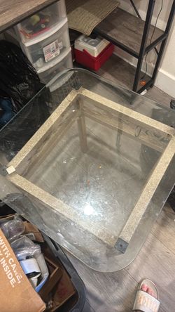 Glass side corner table