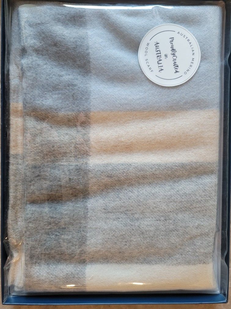 UGG Scarf