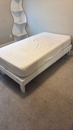 Twin bed