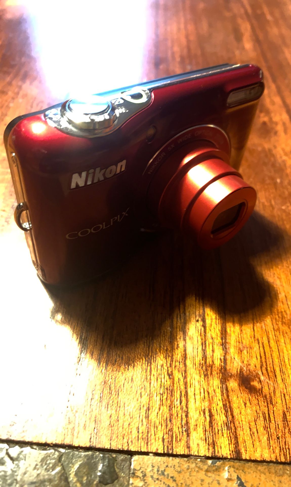 Nikon Coolpix L30 digital camera
