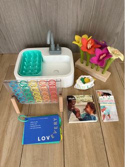 Lovevery The Helper Play Kit 25, 26, 27 Months