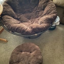 Pabusan Chair And Ottoman 