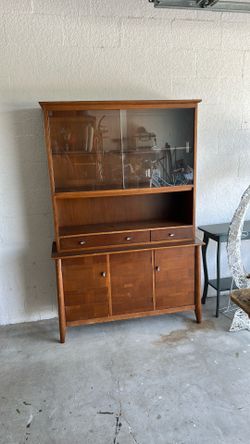Original Retro Hutch