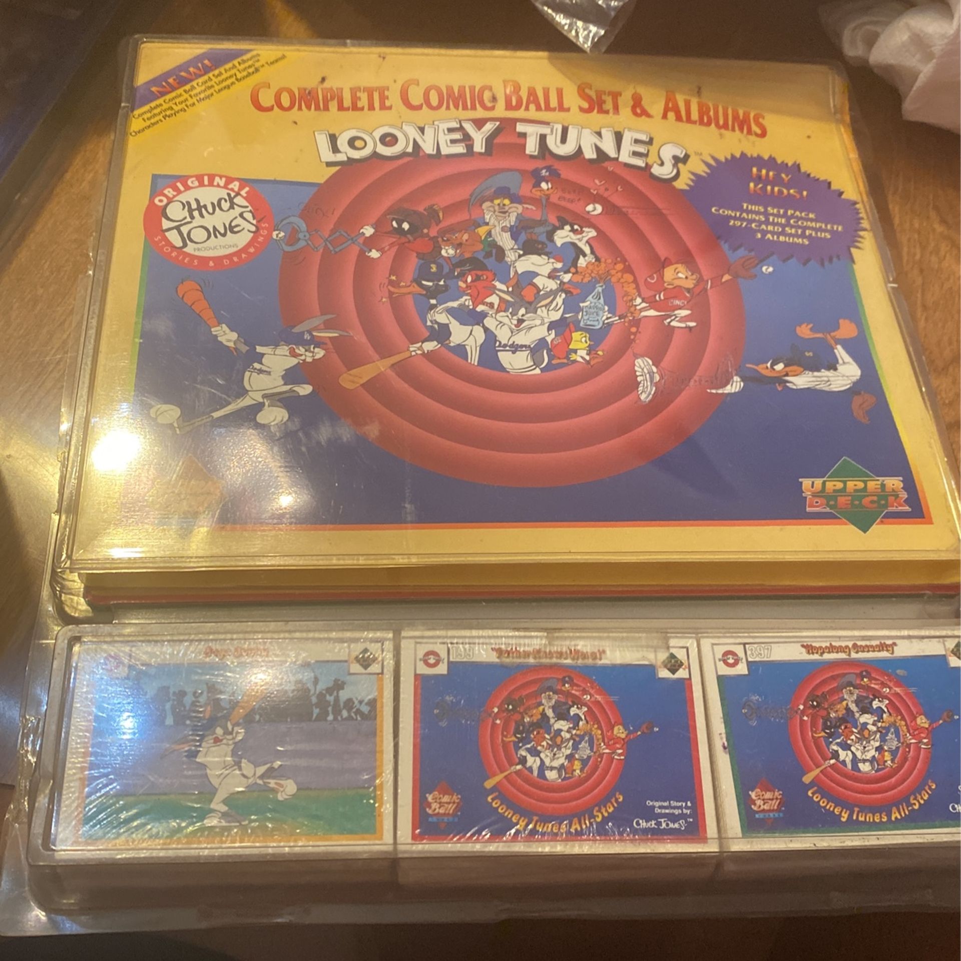 Looney Tunes Comic Ball Baseball Cards