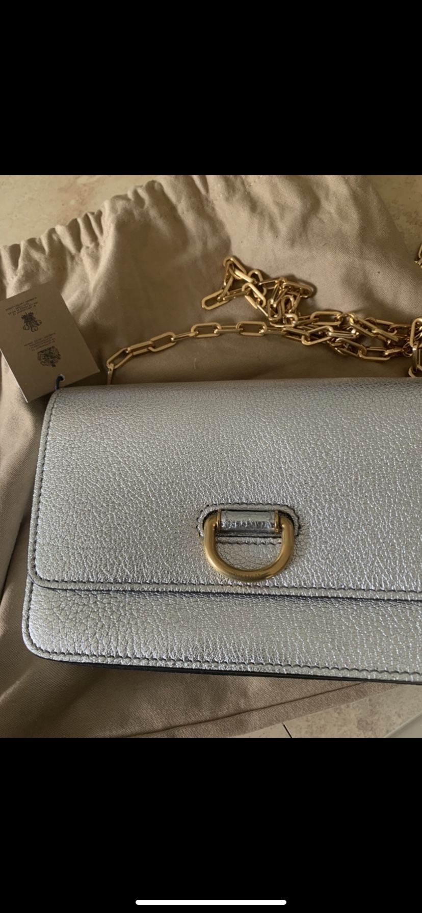 Burberry D-ring Bag Silver Color New. Price Is FINAL . No Returns Or Exchange.