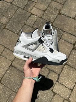 Jordan 4 White Cement