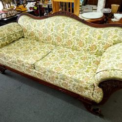 Victorian Couch, in Very Good Condition