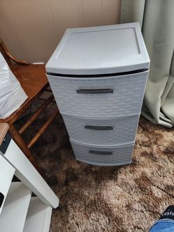 Plastic 3 drawer cabinet