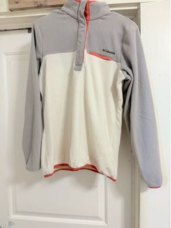 Women’s Columbia Fleece size Medium