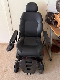 Power wheelchair