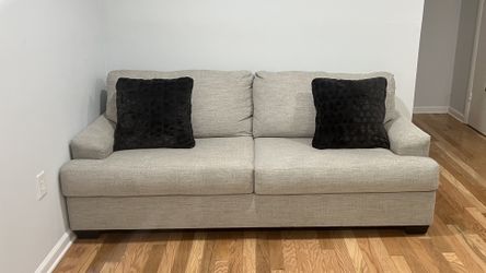 Modern Pebble Sofa – Like New – Super Clean (2 Months)
