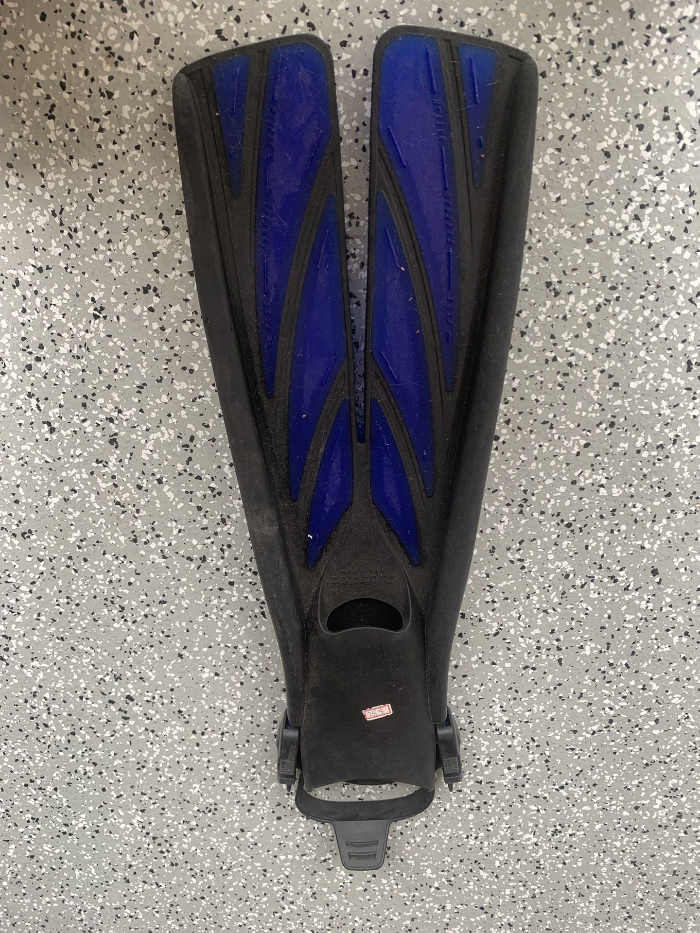 atomic aquatics split fin